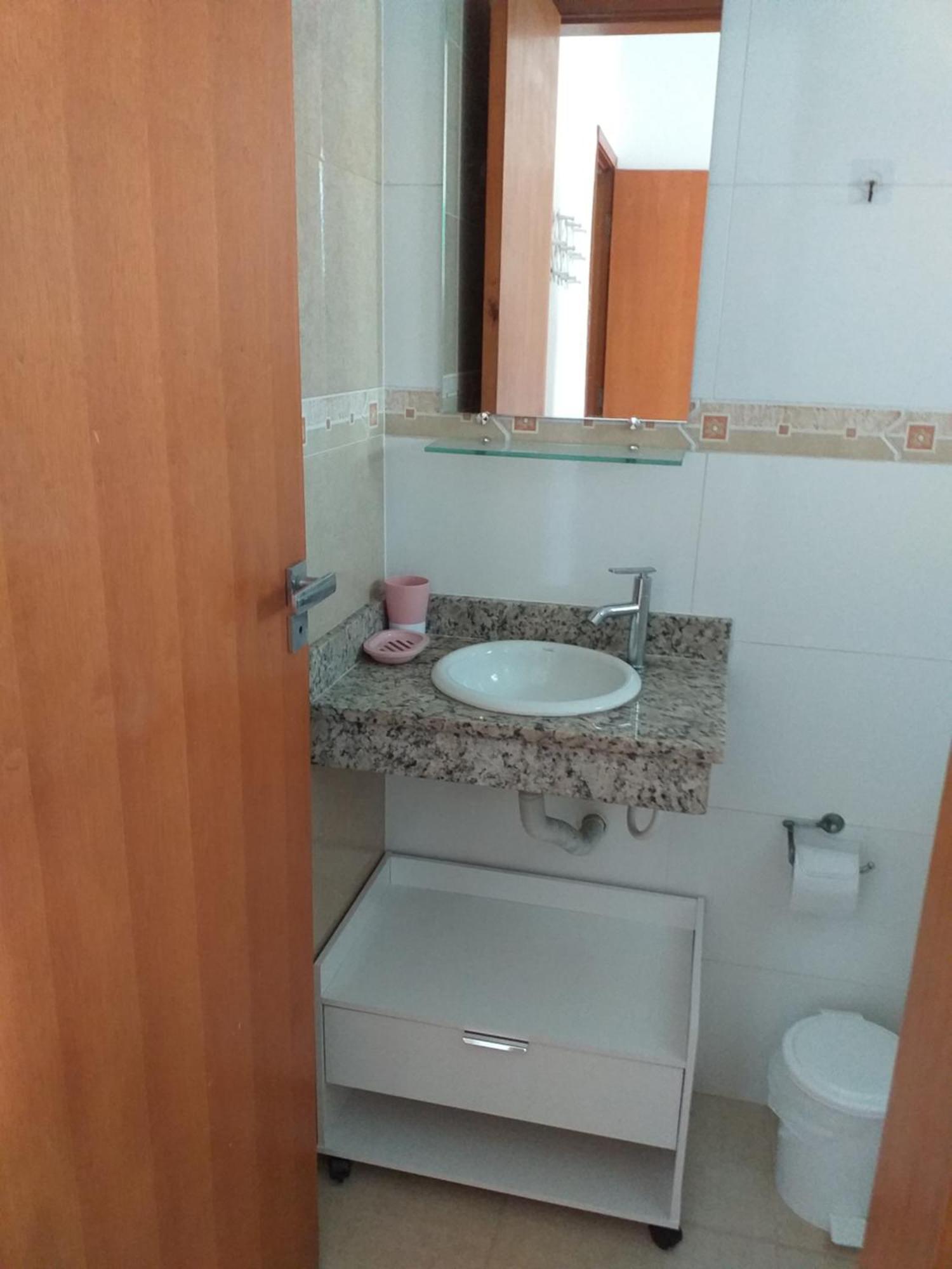 פראייה גראנדה Apartamento No Canto Do Forte, Wi-Fi, Estacionamento Gratuito E Churrasqueira מראה חיצוני תמונה